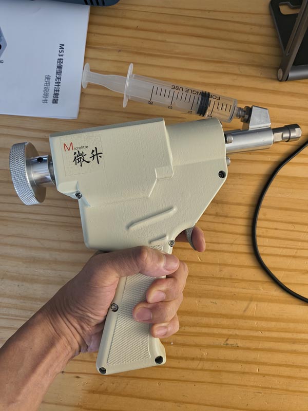Hand-held injection module